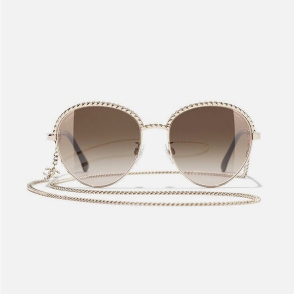 Elegant Gold Sunglasses